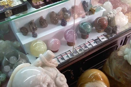 Ảo tưởng đá phong thủy