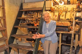 100 năm chưa chuyển nhà