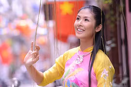 Hoa hậu Ngọc Hân sợ hát như sợ... chuột