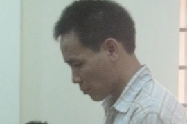 Chủ quán phở truy sát khách ăn đêm