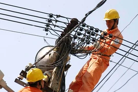 Bất ngờ tăng giá điện