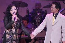 Đêm diễn ca sĩ Chế Linh vẫn được cấp phép sau khi bị “tuýt còi”!