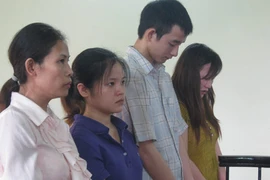 Lừa bán bé gái 13 tuổi vào động “quỷ”