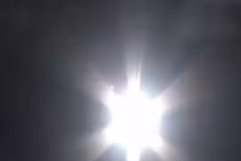 Trung Quốc dùng đèn pha nhiều màu đe dọa tàu Việt Nam