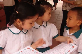 Lại lo đóng góp đầu năm