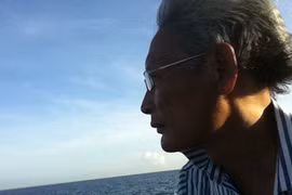 “Câu chuyện nhỏ trên biển lớn”