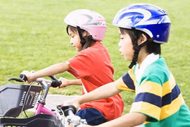 Trẻ yếu hơn vì thiếu hoạt động ngoài trời