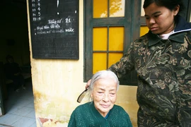 Đắng lòng tuổi xế chiều