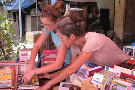 Chợ tây, chợ tem