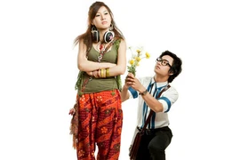 Cười… rung máy quay