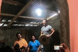 “Đèn chai” - ánh sáng cho người nghèo 