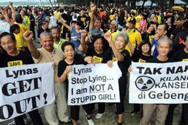 Malaysia phản đối nhà máy xử lý đất hiếm