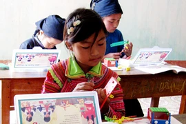 Cố gắng phổ cập giáo dục cho mọi người 