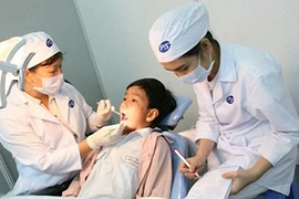 Trên 90% dân số bị sâu răng