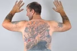 Xăm hình tàu Titanic