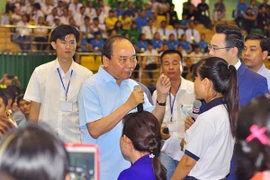 Công nhân thấy Thủ tướng Nguyễn Xuân Phúc rất gần gũi