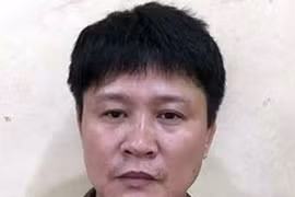 Cay đắng vì bị "bỏ rơi", gã đàn ông mua xăng đốt người tình