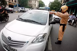 Tuyên truyền Luật Giao thông và phòng chống tội phạm cho hơn 1.000 lái xe taxi
