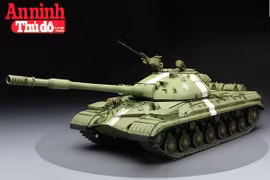 [Infographic] T-10 'Lô cốt di động' đáng sợ của Liên Xô