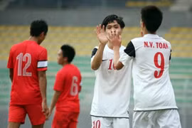 Không “bật” nổi đàn anh, U19 VN thua trận 4-6