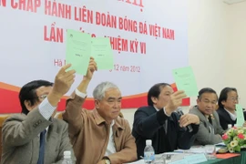 BCH VFF họp chuẩn bị nhân sự Đại hội VII: Khoanh vùng ứng viên Chủ tịch