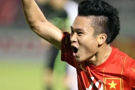 19h15 tối nay, U23 VN vs U23 Lào: Mạnh Hùng trở lại, Phi Sơn được đá chính