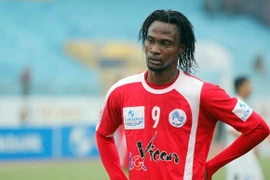 Đấm toét môi cầu thủ đối phương, Fagan nghỉ chơi 3 trận