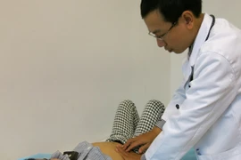 Lần đầu tiên ghép tế bào gốc chữa rối loạn thần kinh ruột