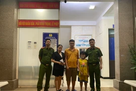 Bé trai 7 tuổi bị lạc khi đạp xe một mình