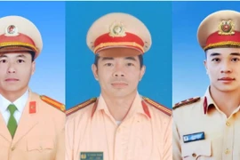 Truy thăng cấp bậc hàm đối với 3 cán bộ chiến sỹ hy sinh tại đèo Bảo Lộc