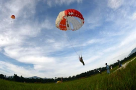 Nhảy dù - vượt qua nỗi sợ của chính mình