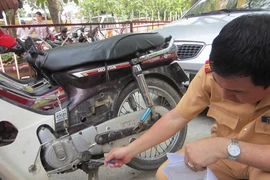 Sang tên đổi chủ, phát hiện xe trộm cắp