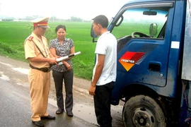 Tăng cường đảm bảo an toàn giao thông 