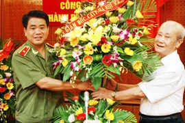 Gặp mặt sỹ quan hưu trí thời kỳ chống Pháp