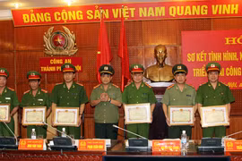 Trấn áp mạnh tội phạm, quyết liệt cải cách hành chính phục vụ nhân dân