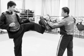 Nhà vô địch có nhiều đòn biến hóa