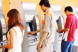 Gần Tết lại lo ATM không nhả tiền