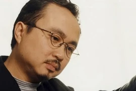 Song tấu piano cùng NSND Đặng Thái Sơn