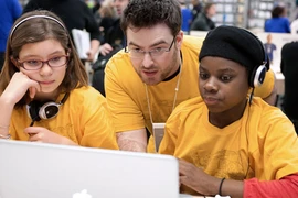 Xung kích thời khủng hoảng