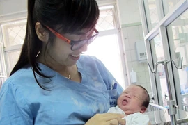 Mổ cứu sống thai nhi từ người mẹ bị hôn mê suốt 3 tháng