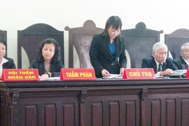 Buồn vui ở hàng ghế phán xét