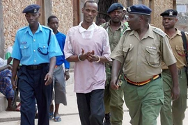 Tội ác rợn người trên hòn đảo hoang lạnh