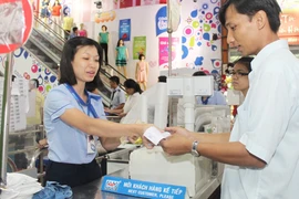 Giúp người tiêu dùng quản lý chi tiêu