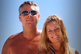 Cái chết bí ẩn của “búp bê Barbie”