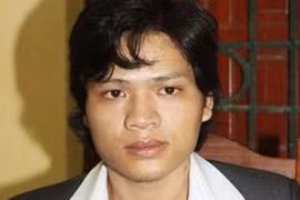 Chế mìn bằng… cốc thủy tinh và cát để cướp tiệm vàng