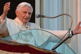 Giáo hoàng Benedict XVI chính thức từ nhiệm