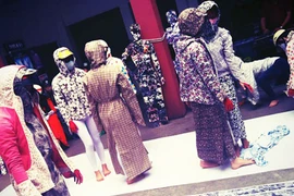 Bao giờ hết thói xem “chùa”?