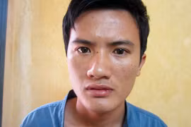 Đến thăm bạn gái, “tiện thể”…