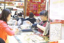 Giá vàng mất mốc 40 triệu đồng/lượng