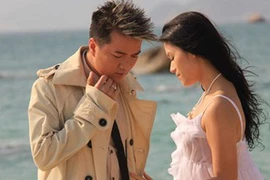Đàm Vĩnh Hưng ra mắt “Biển tình”